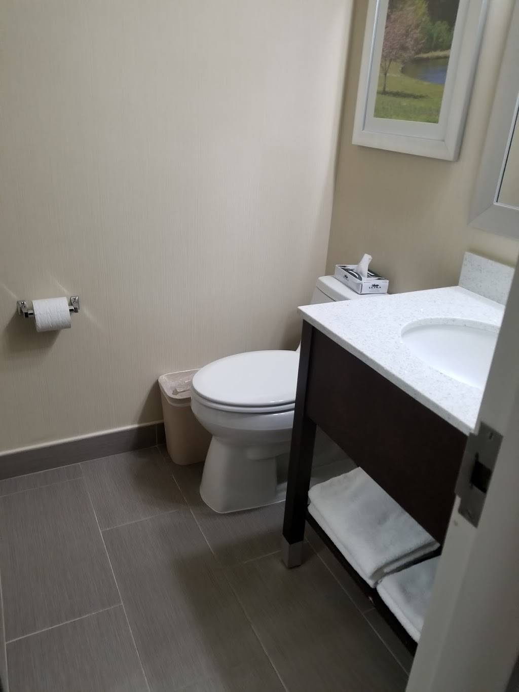 Quality Inn & Suites | restaurant | 78 Federal Rd, Danbury, CT 06810, USA | 2037436701 OR +1 203-743-6701