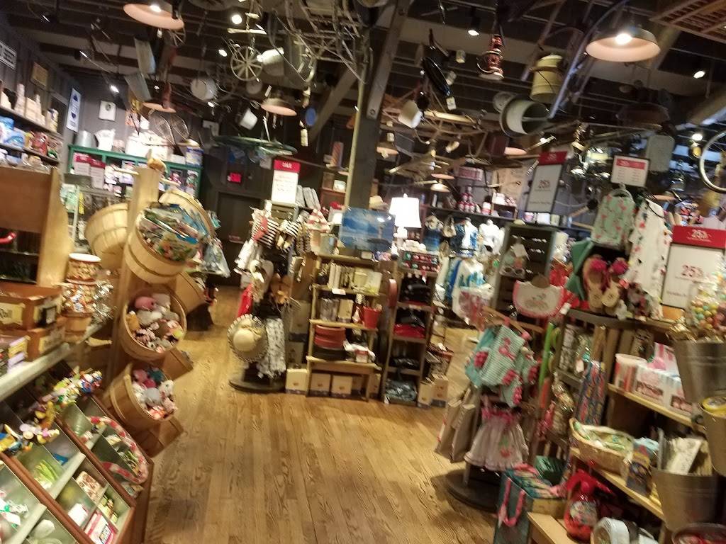 Cracker Barrel Old Country Store | restaurant | 3701 Elmsley Ct, Greensboro, NC 27406, USA | 3362741853 OR +1 336-274-1853