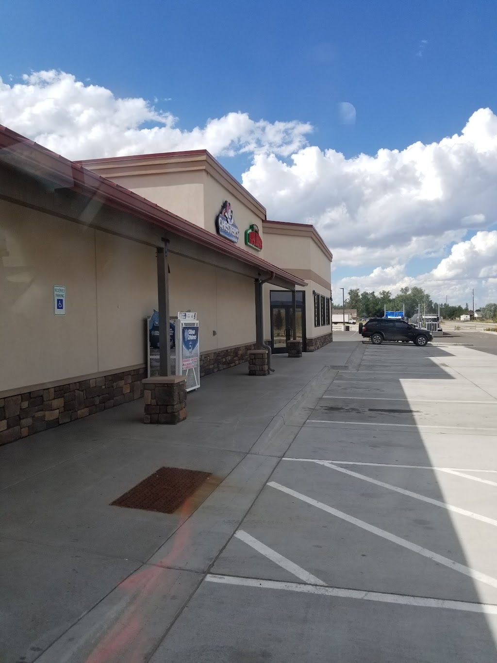 Chesters Chicken | restaurant | 1555 Snowy Range Rd, Laramie, WY 82070, USA | 3077429736 OR +1 307-742-9736