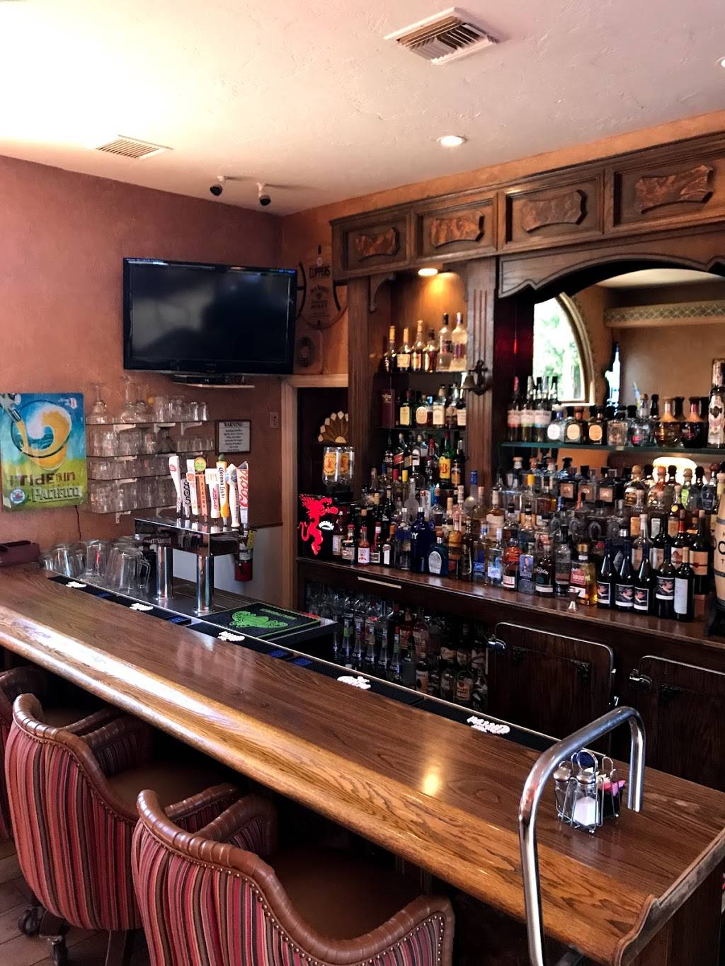 Chapala Mexican Restaurant | restaurant | 245 S 10th St, Santa Paula, CA 93060, USA | 8055252813 OR +1 805-525-2813