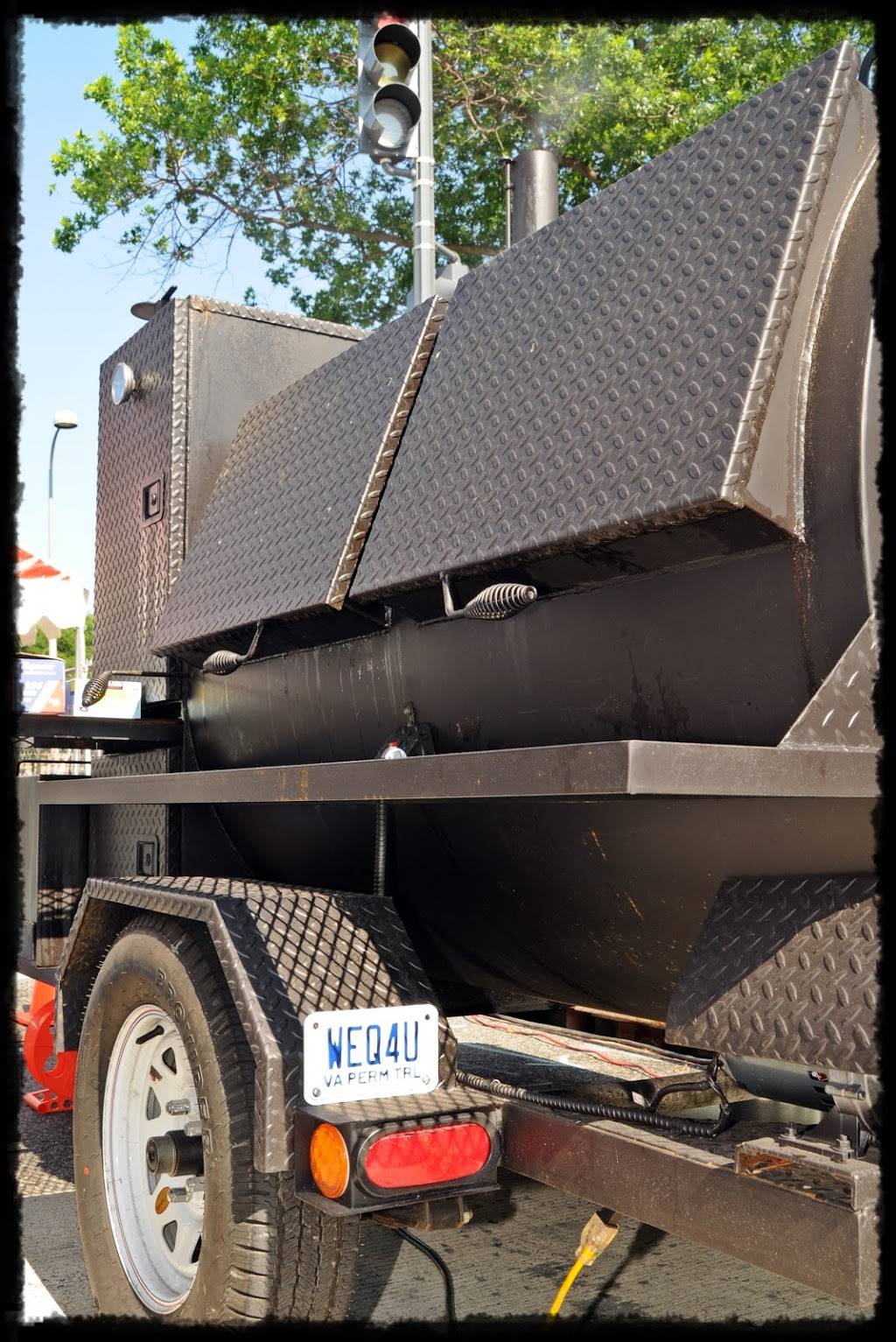 Bootheel BBQ & Southern Catering | restaurant | 5533 16th St N Rear, Arlington, VA 22205, USA | 7036188003 OR +1 703-618-8003