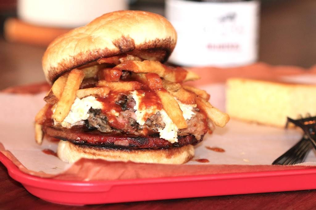 Black Hog BBQ | restaurant | 3323 Worthington Blvd, Ijamsville, MD 21754, USA | 2406990070 OR +1 240-699-0070