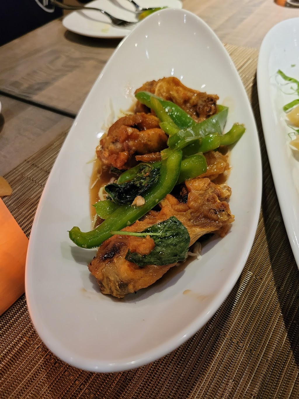 Bamboo Pennys | restaurant | 5270 W 116th Pl, Leawood, KS 66211, USA | 9132327695 OR +1 913-232-7695