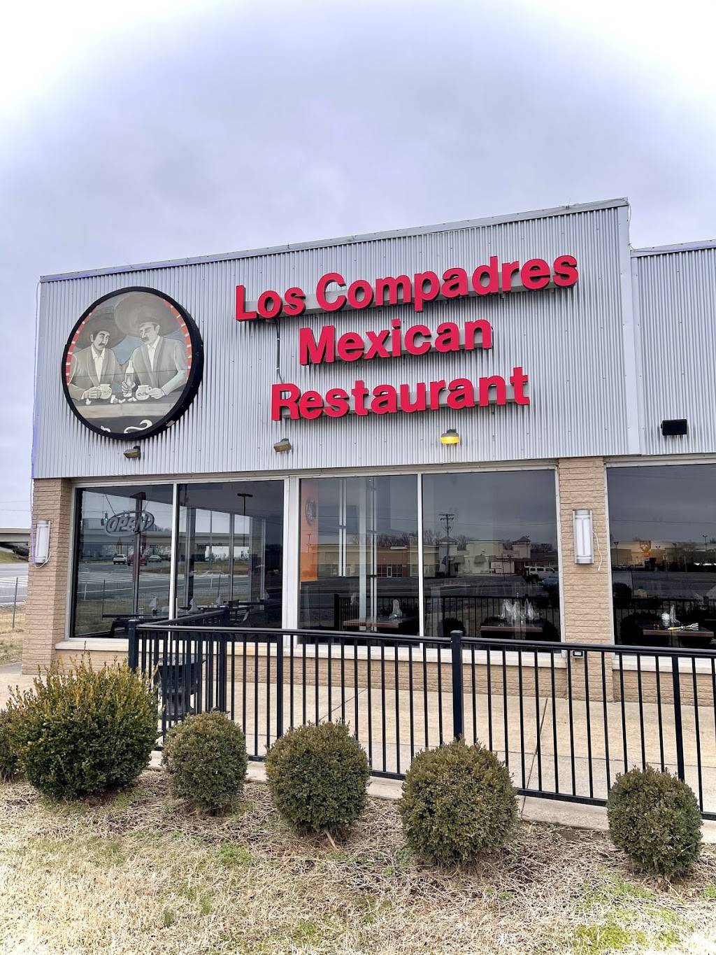 Los compadres | restaurant | 4011 Fort Campbell Blvd, Hopkinsville, KY 42240, USA | 2708742661 OR +1 270-874-2661