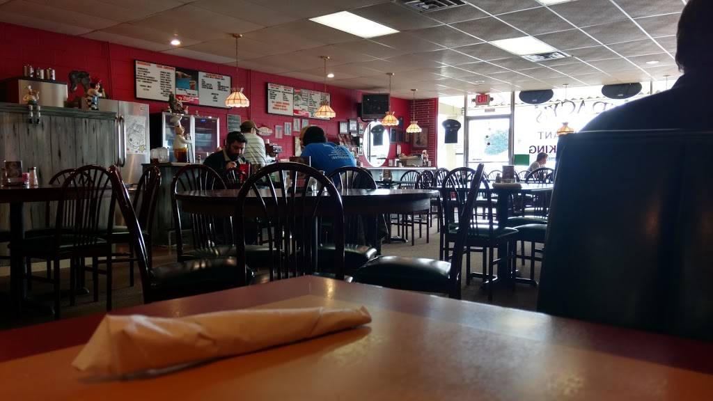 Tracys Restaurant | restaurant | 3913 Western Ave, Knoxville, TN 37921, USA | 8655249456 OR +1 865-524-9456