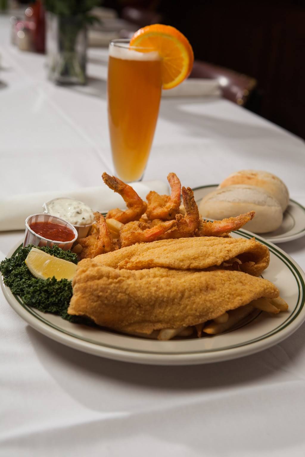 The Schooner Restaurant | restaurant | 1507 U.S. 69 Access Rd, Nederland, TX 77627, USA | 4097222323 OR +1 409-722-2323