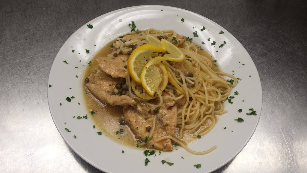 Ciaos Italian Grill & Pizzeria | restaurant | 200 University Dr, Newark, DE 19702, USA | 3027386810 OR +1 302-738-6810