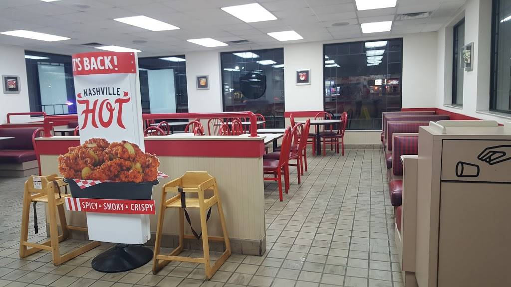 KFC | restaurant | 556 Newtown Rd, Virginia Beach, VA 23462, USA | 7574909727 OR +1 757-490-9727