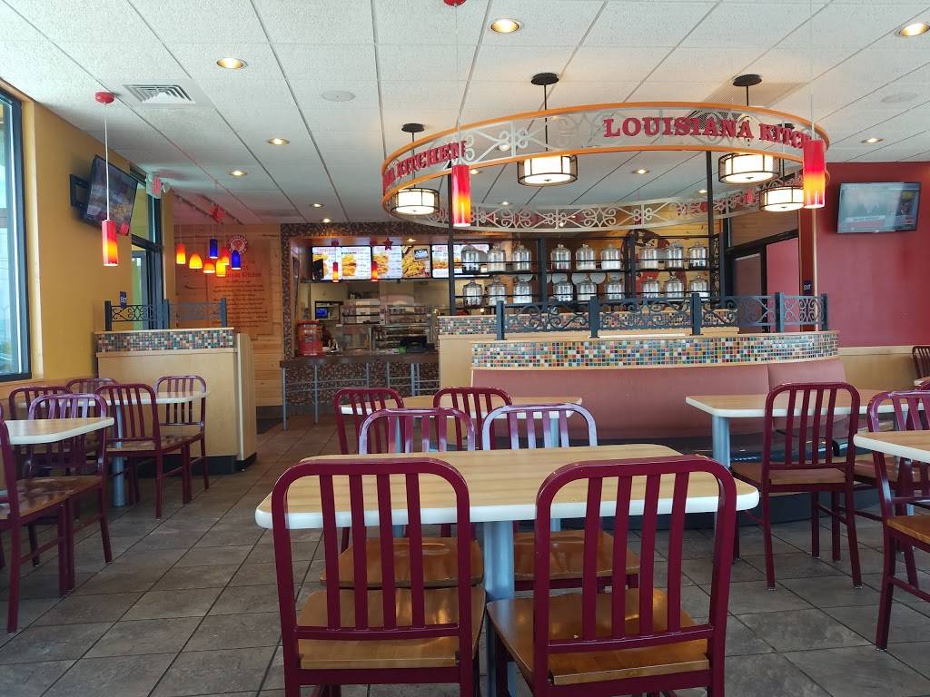 Popeyes Louisiana Kitchen | restaurant | 12302 Montana Ave #501, El Paso, TX 79938, USA | 9158567245 OR +1 915-856-7245