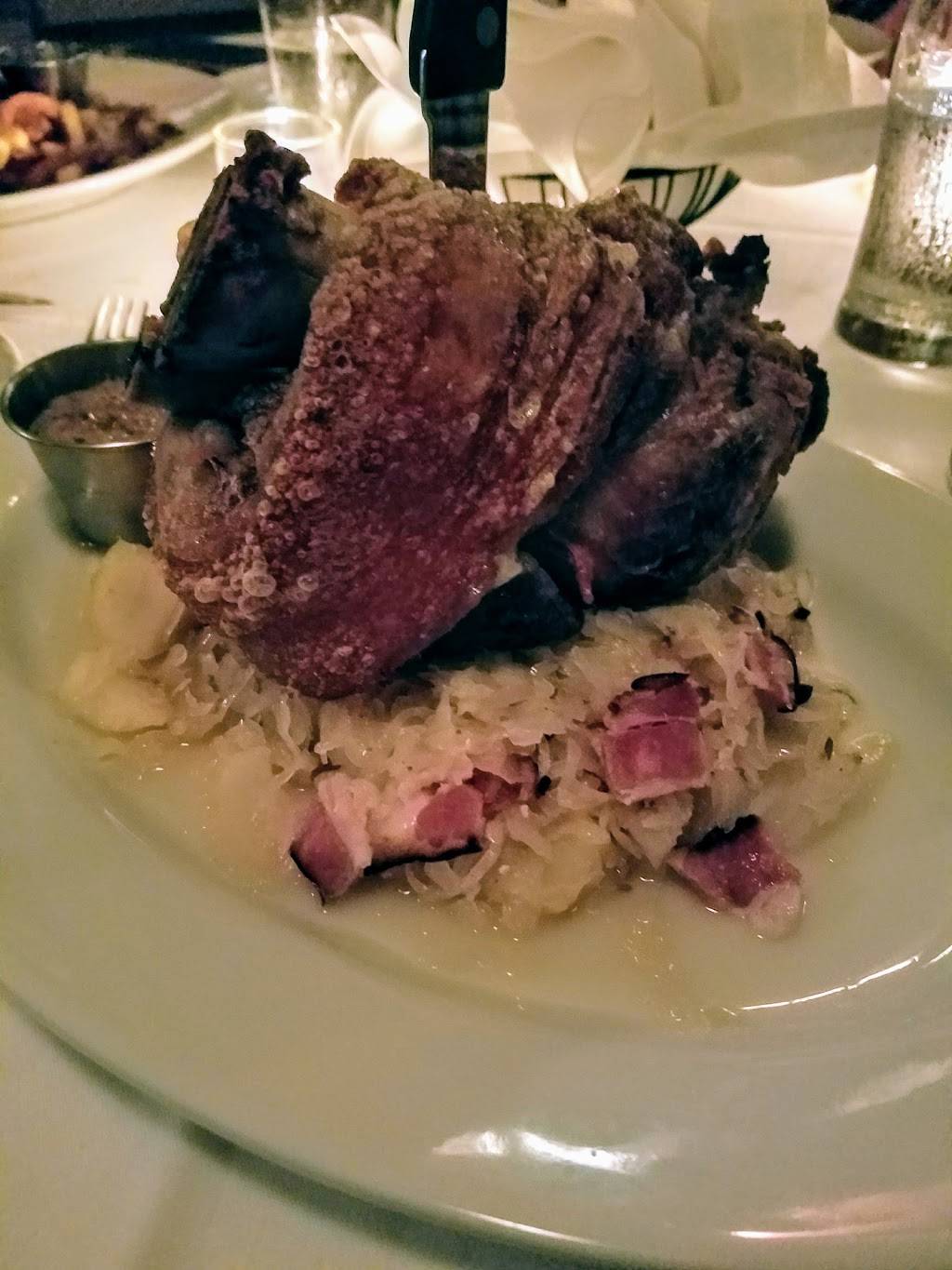 Red Bar Brasserie | restaurant | 210 NY-27A, Southampton, NY 11968, USA | 6312830704 OR +1 631-283-0704