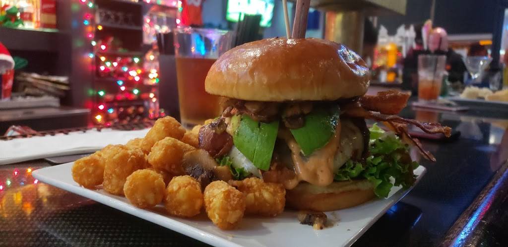 Skybox Grill & Tavern | restaurant | 30724 Benton Rd C-308, Winchester, CA 92596, USA | 9513252299 OR +1 951-325-2299