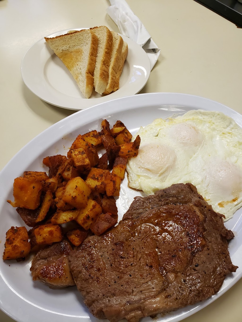 Capitol Hill Taqueria | restaurant | 353 Smith St, Providence, RI 02908, USA | 4015215090 OR +1 401-521-5090