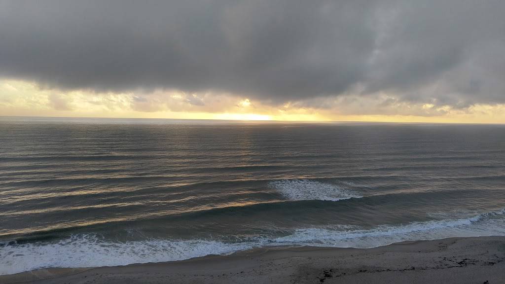 Atlantic Jacks Grill | restaurant | 1665 N Hwy A1A, Indialantic, FL 32903, USA | 3217234222 OR +1 321-723-4222