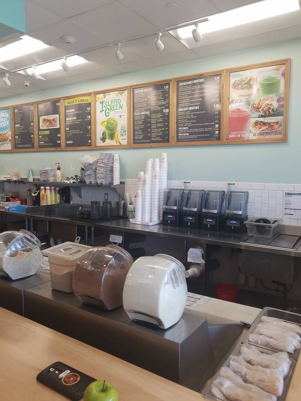 Tropical Smoothie Cafe | restaurant | 11 Old Shore Rd, Port Washington, NY 11050, USA | 5164415150 OR +1 516-441-5150