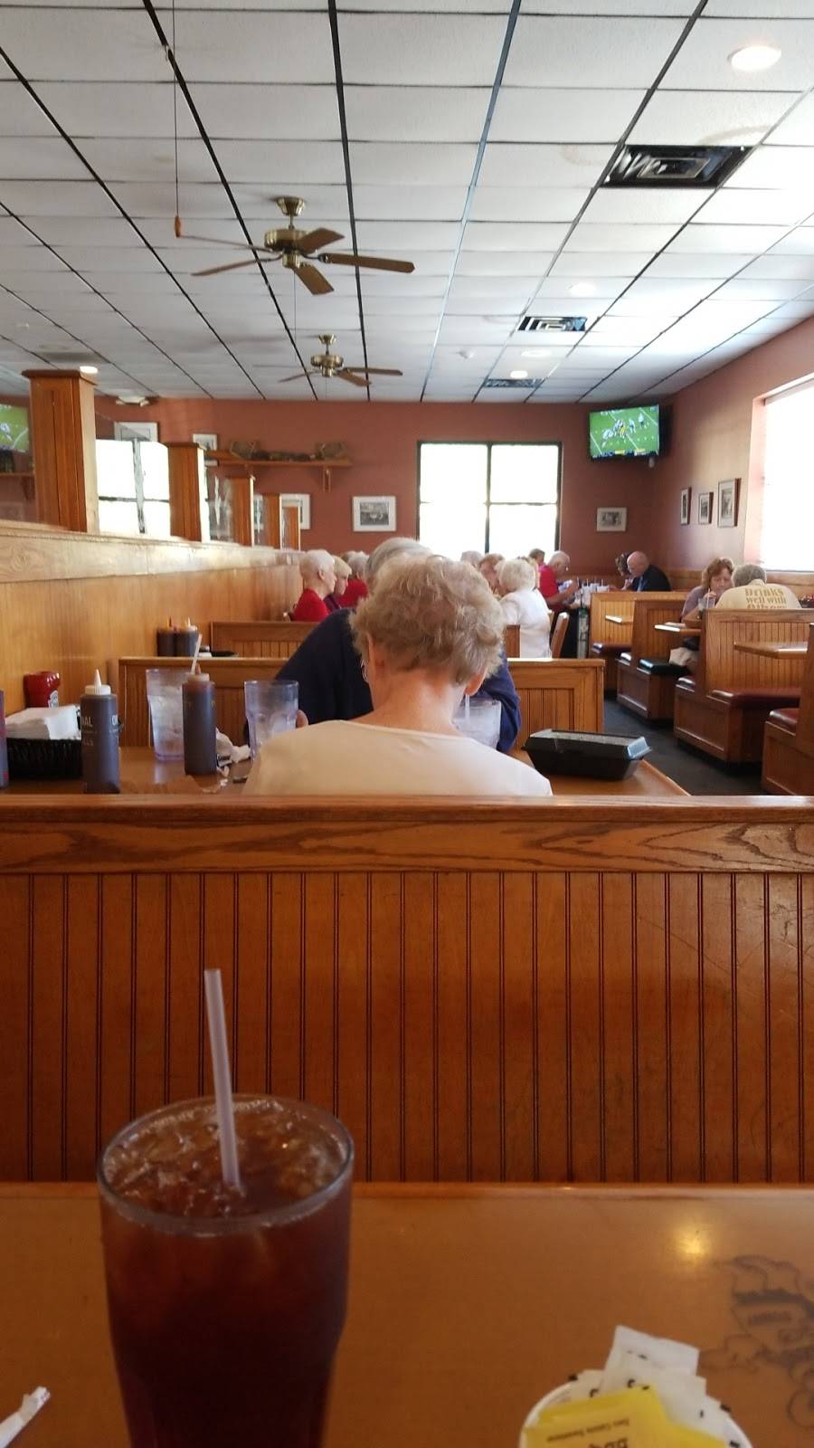 Sonnys BBQ | restaurant | 724 Cypress Village Blvd, Sun City Center, FL 33573, USA | 8136420907 OR +1 813-642-0907