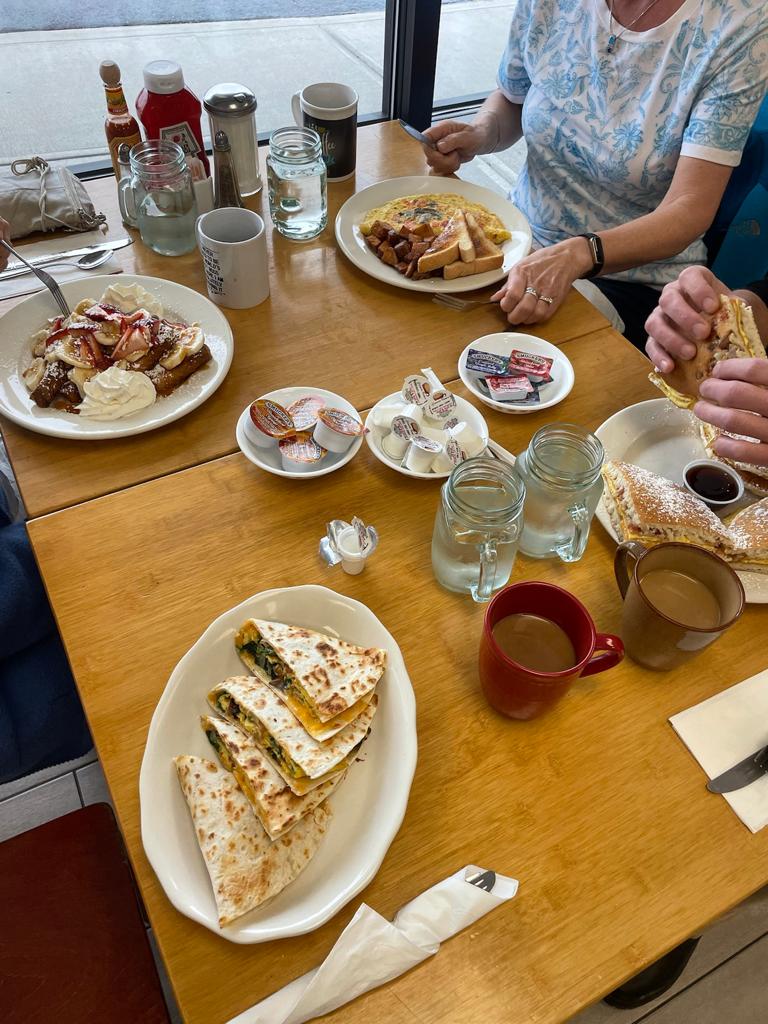 Crazy Toast House Restaurant | restaurant | 117 Washington Ave unit 5, North Haven, CT 06473, USA | 2033905128 OR +1 203-390-5128