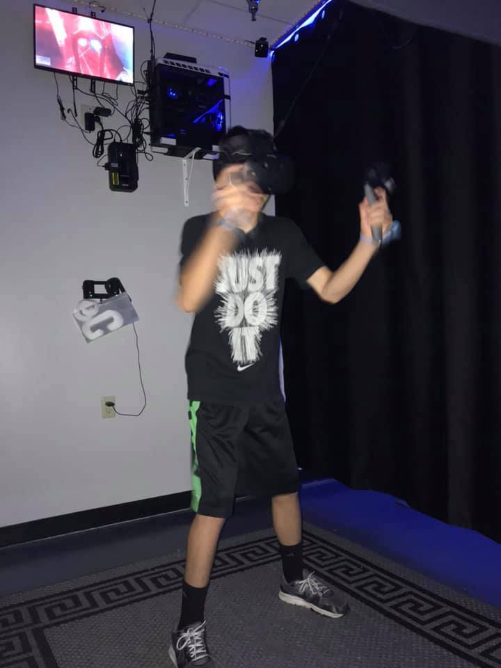 Magic Realms VR | restaurant | 90 Alexandria Pike Suite 8, Fort Thomas, KY 41075, USA | 8593606799 OR +1 859-360-6799