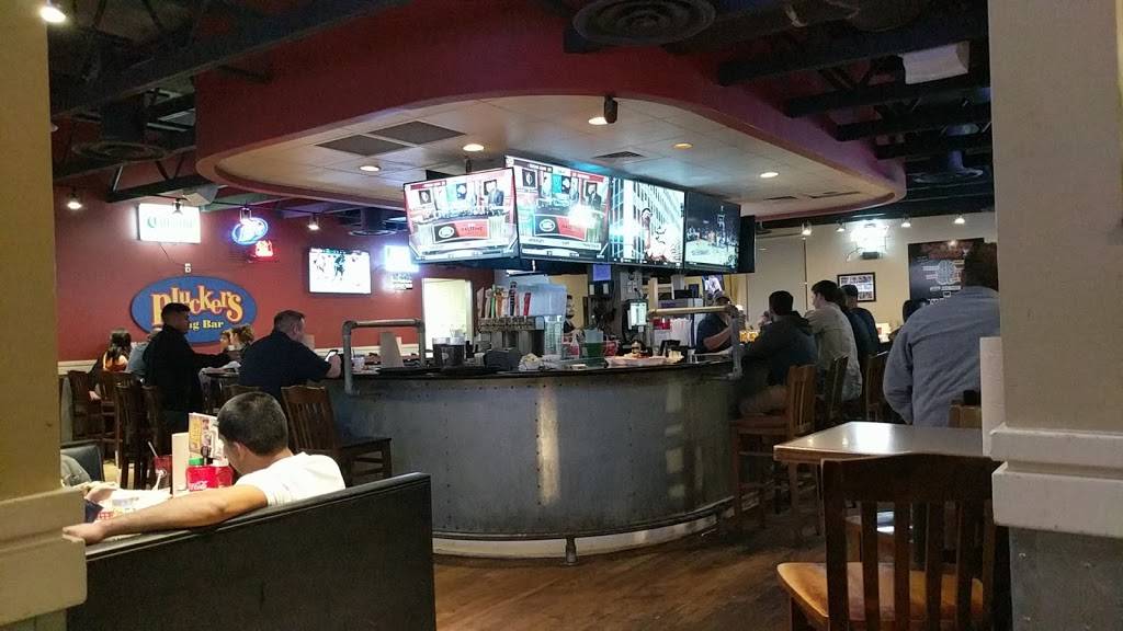 Pluckers Wing Bar | restaurant | 105 N Interstate 35, San Marcos, TX 78666, USA | 5127549464 OR +1 512-754-9464