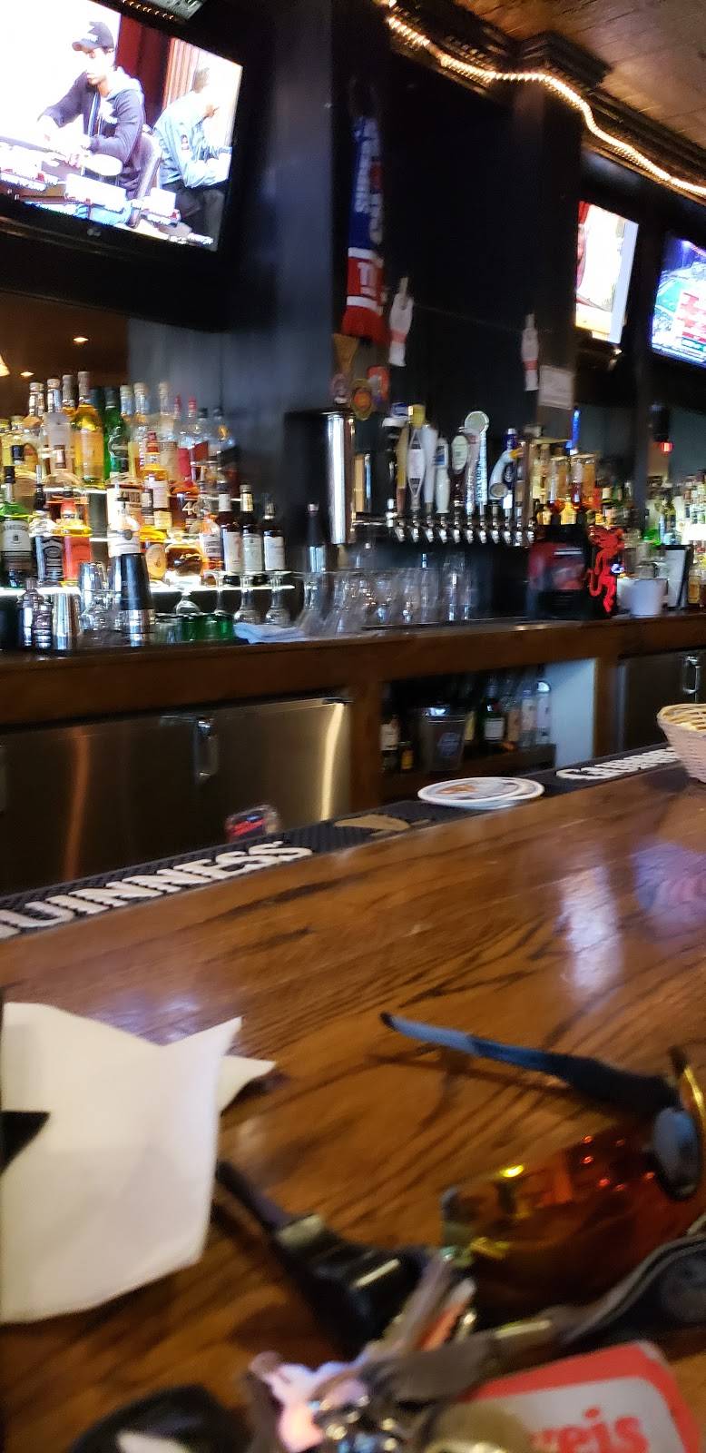 The Market Tavern | restaurant | 240 US-206 Suite 1, Flanders, NJ 07836, USA | 9735842345 OR +1 973-584-2345