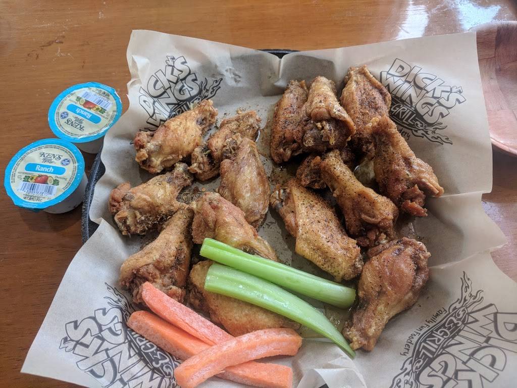 Dick’s Wings And Grill Augustine, FL | restaurant | 4010 U.S. 1 S S, St. Augustine, FL 32086, USA | 9045472669 OR +1 904-547-2669