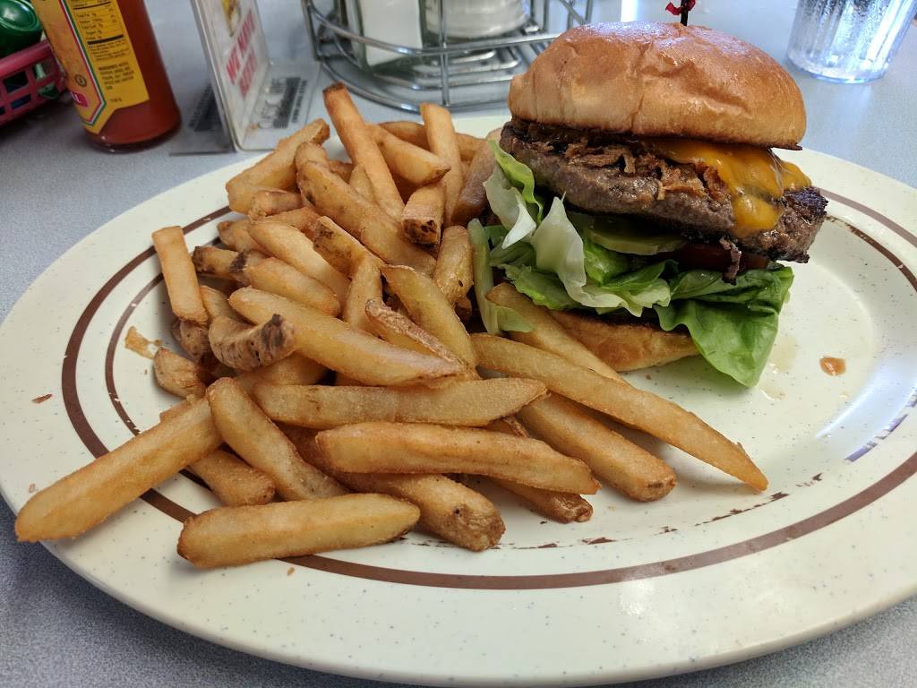 Eat at Joes | restaurant | 400 N Pacific Coast Hwy, Redondo Beach, CA 90277, USA | 3103769570 OR +1 310-376-9570