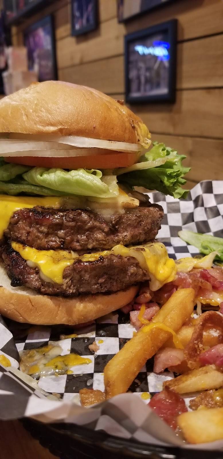 Abbey Road Tavern & Grill | restaurant | 1195 W Chatham St, Cary, NC 27513, USA | 9194814434 OR +1 919-481-4434