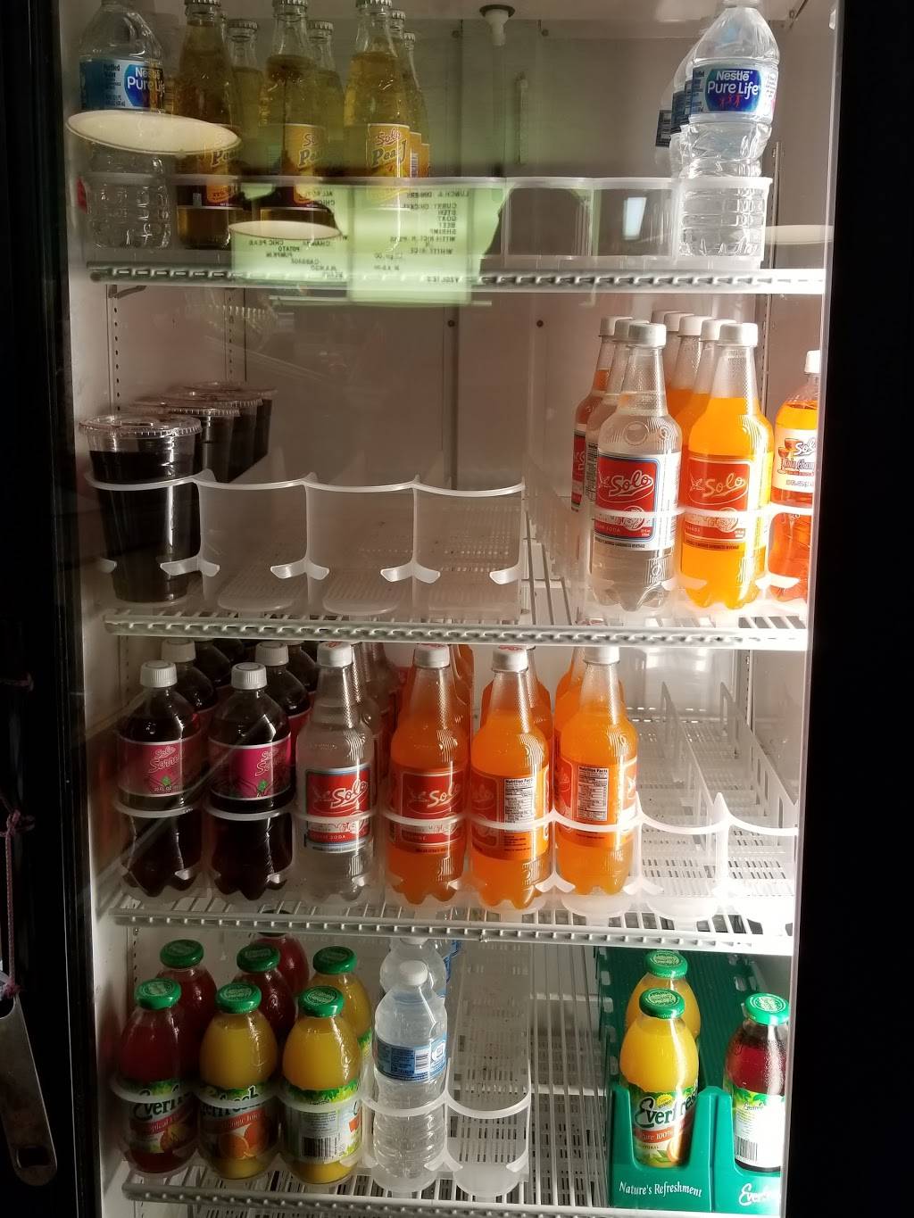 D Coal Pot | restaurant | 984 Hyde Park Ave, Boston, MA 02136, USA | 8573459512 OR +1 857-345-9512