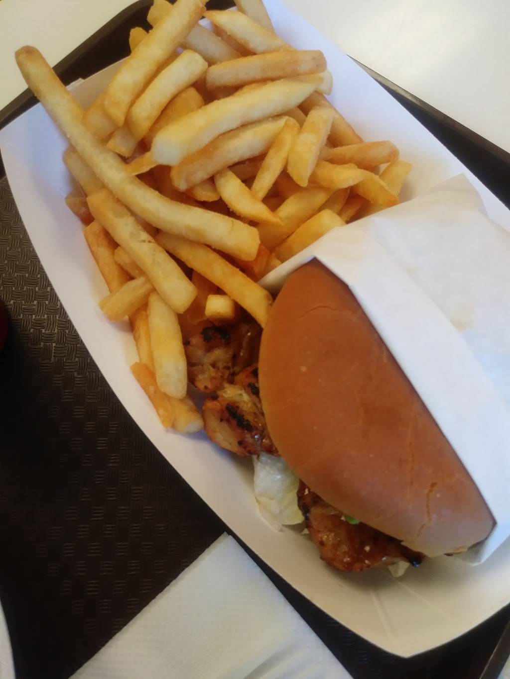 Golden Burger Teriyaki | restaurant | 1938 W 3rd St, Los Angeles, CA 90057, USA | 2134842868 OR +1 213-484-2868