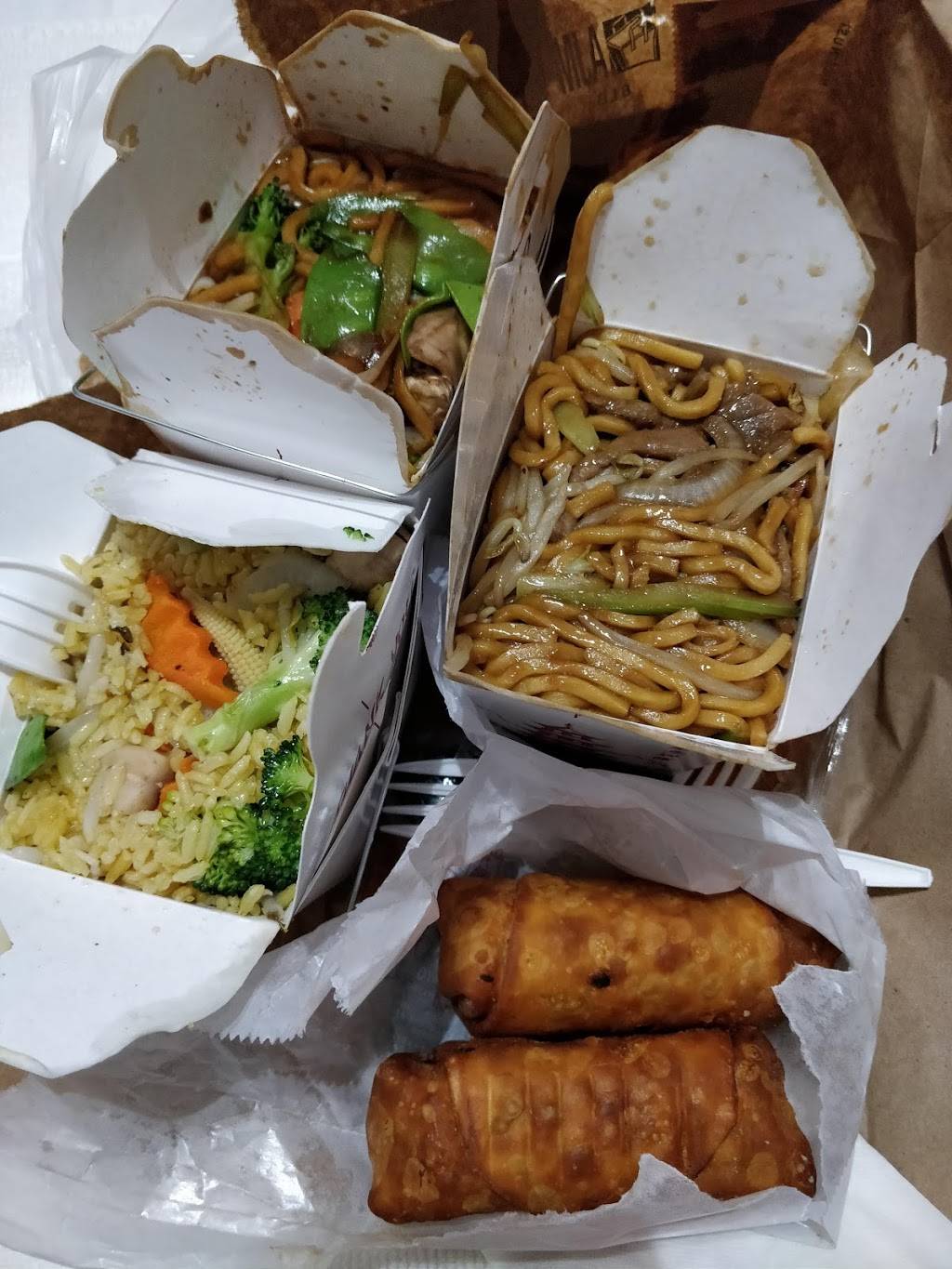 Yums | restaurant | 1413 14th St NW, Washington, DC 20005, USA | 2022325608 OR +1 202-232-5608