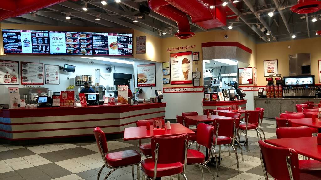 Freddys Frozen Custard & Steakburgers | restaurant | 120 E Main St, Cartersville, GA 30121, USA | 7703348676 OR +1 770-334-8676