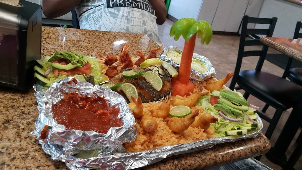 Los Armandos | restaurant | 5820 W McDowell Rd, Phoenix, AZ 85035, USA | 6023531135 OR +1 602-353-1135