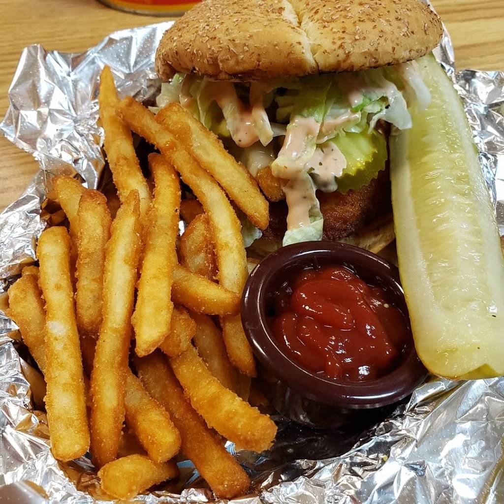 House Pizza & Subs | restaurant | 210 N State St, Belle Center, OH 43310, USA | 9374644482 OR +1 937-464-4482