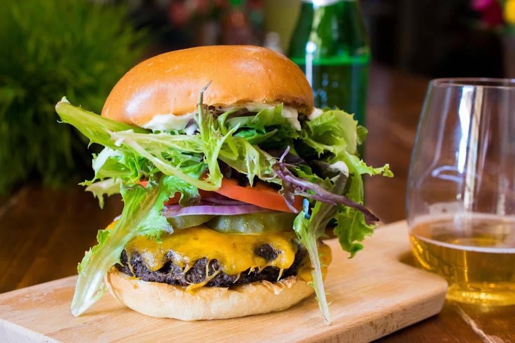 Local Foods Kitchen | restaurant | 4548 Hartwood Dr, Fort Worth, TX 76109, USA | 8172383464 OR +1 817-238-3464