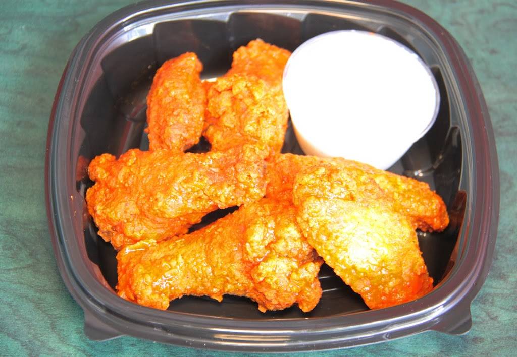 M&G PIZZA | meal delivery | 2819 N Southport Ave, Chicago, IL 60657, USA | 7733608309 OR +1 773-360-8309