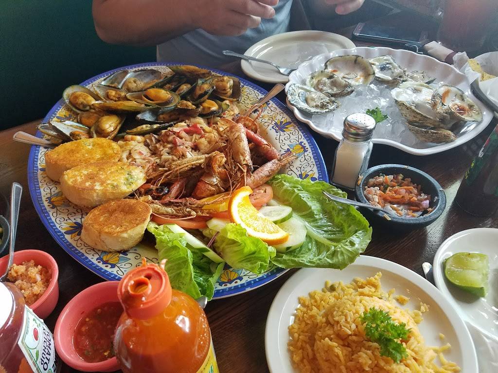 Mariscos La Palma | restaurant | 6038 S Pulaski Rd, Chicago, IL 60629, USA | 7734987344 OR +1 773-498-7344