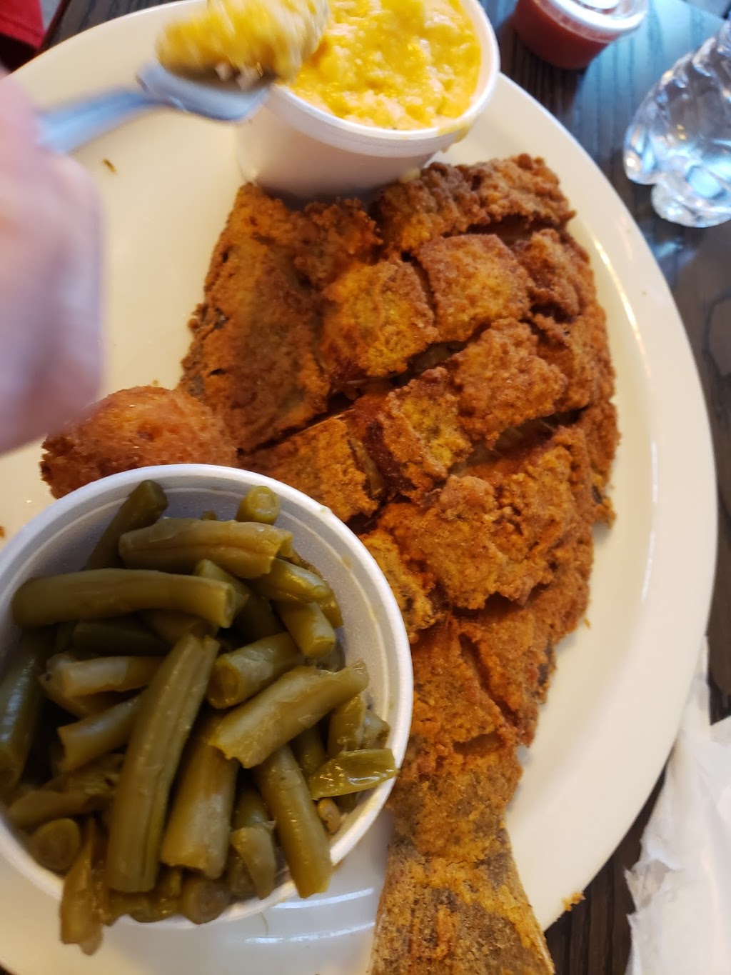 Raffields Seafood | restaurant | 1031 15th St, Panama City, FL 32401, USA | 8502152427 OR +1 850-215-2427