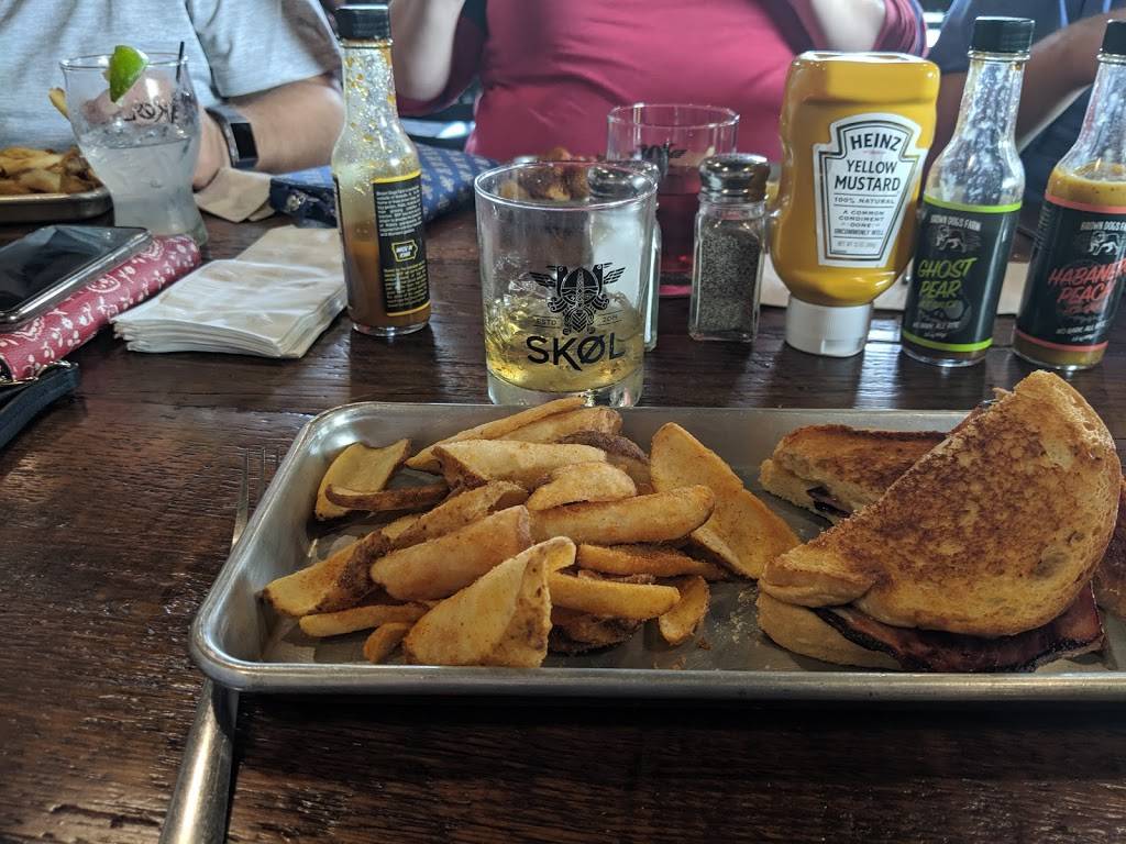 SKØL | restaurant | 401 SE 5th St, Des Moines, IA 50309, USA | 5157771012 OR +1 515-777-1012