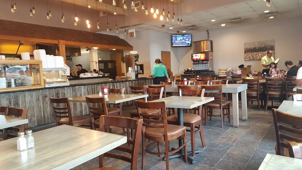 Backyard Grill | restaurant | 6355 N Pulaski Rd, Chicago, IL 60646, USA | 7734788802 OR +1 773-478-8802