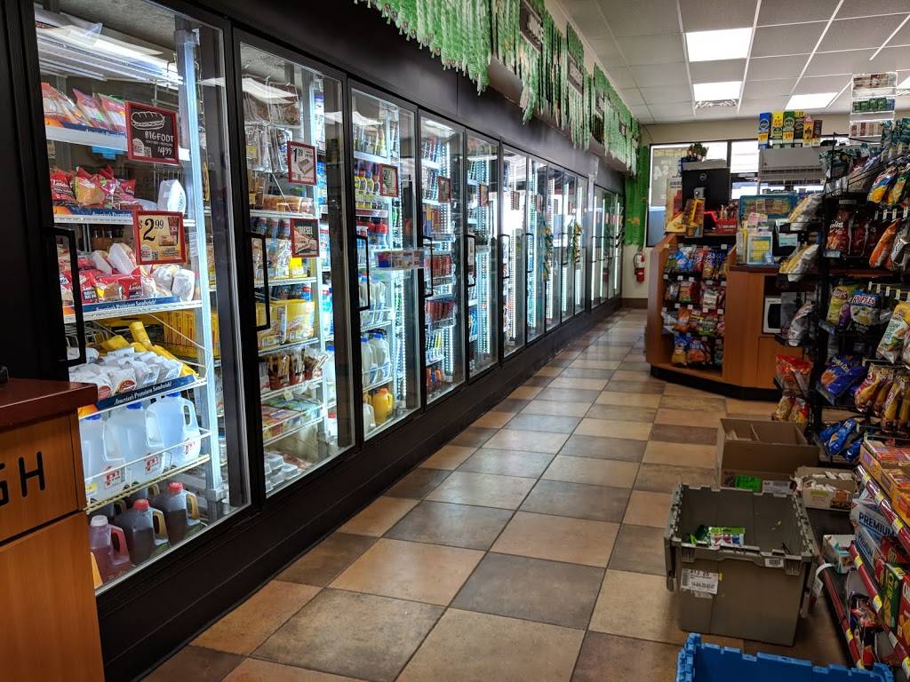 Taco Bell | restaurant | 100 S Main St, Middlebury, IN 46540, USA | 5748259168 OR +1 574-825-9168