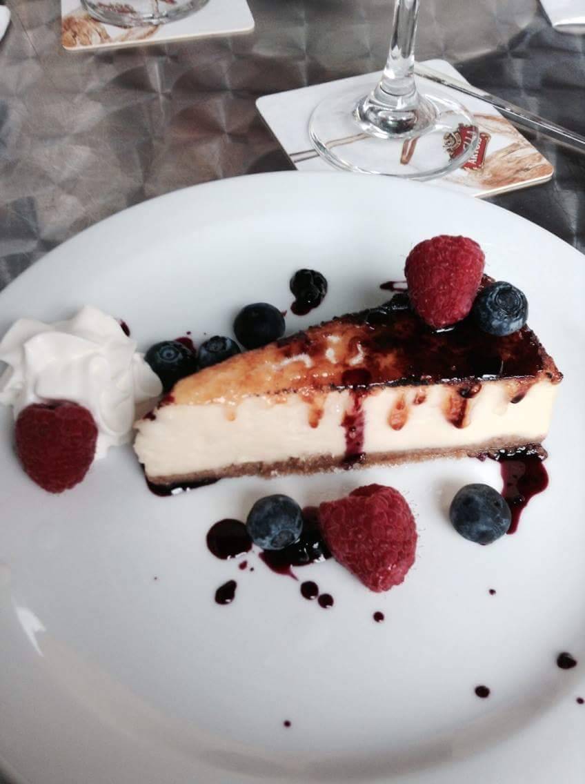 BLU Martini | restaurant | 178 Ontario St, Kingston, ON K7L 2Y8, Canada | 6137668880 OR +1 613-766-8880