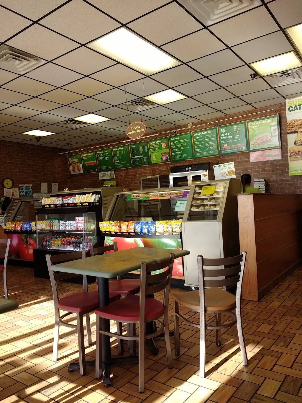 Subway | meal takeaway | 4101 IH 69 Access Road Suite L-7, Space #22, Corpus Christi, TX 78410, USA | 3612423399 OR +1 361-242-3399