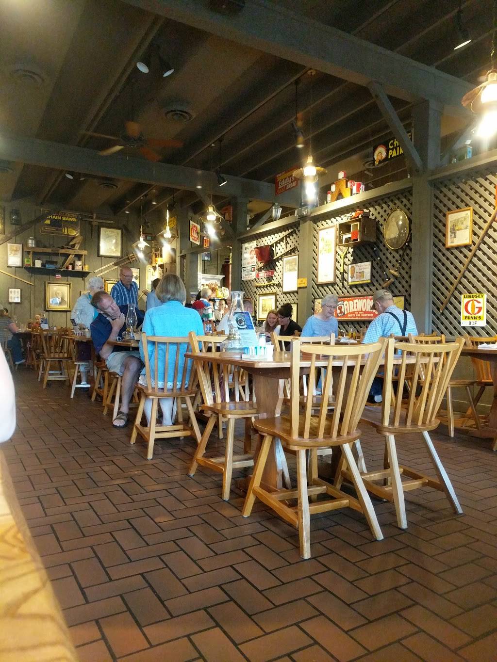 Cracker Barrel Old Country Store | restaurant | 2854 E, Wilder Rd, Bay City, MI 48706, USA | 9896719905 OR +1 989-671-9905