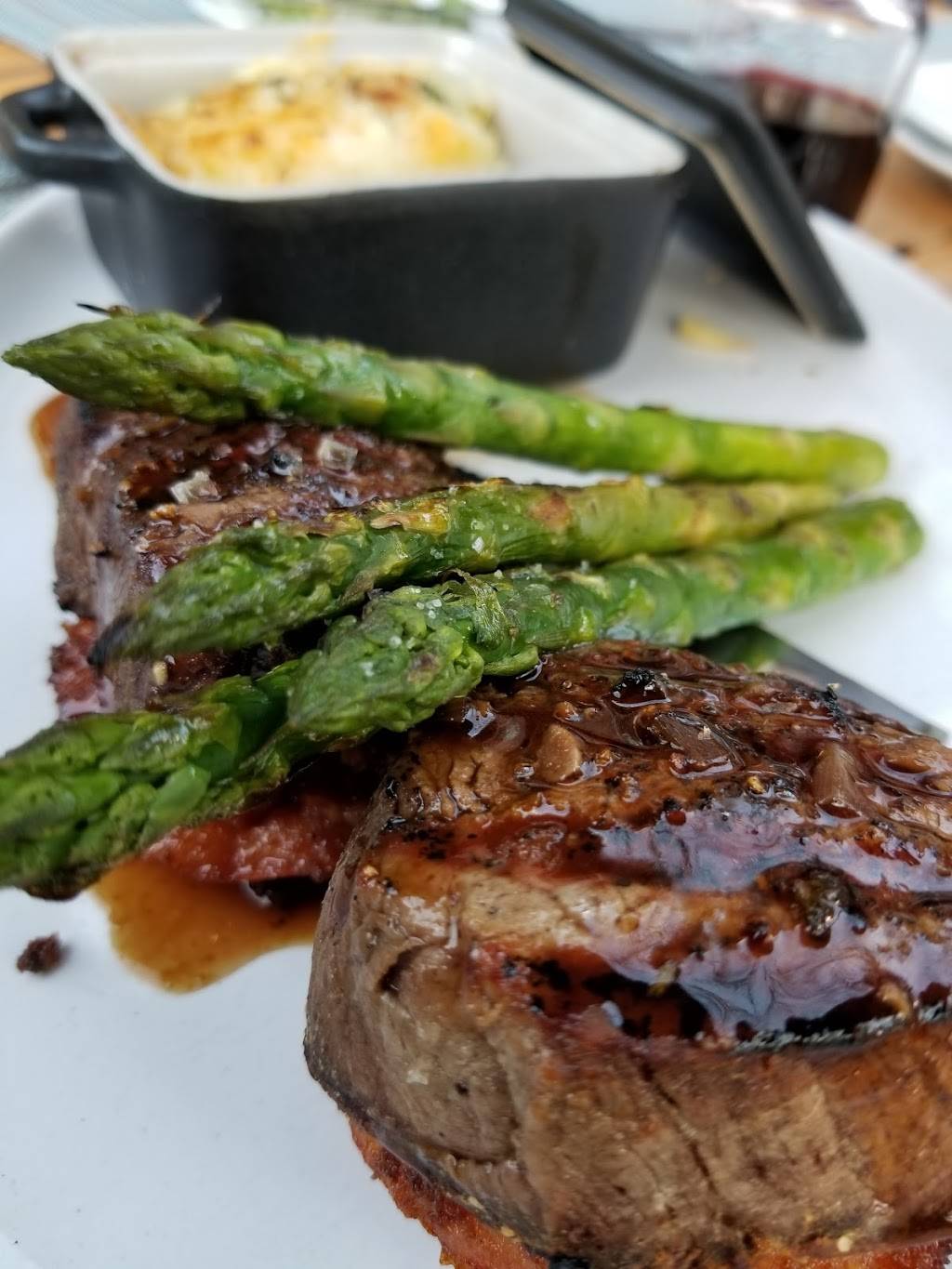 Livia Italian Eatery | restaurant | 207 S 3rd St, Geneva, IL 60134, USA | 6304026444 OR +1 630-402-6444