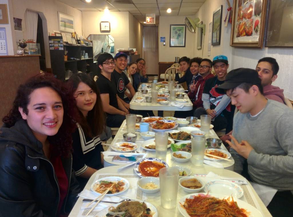 MeeNaRi Restaurant | restaurant | 3311 W Bryn Mawr Ave, Chicago, IL 60659, USA | 7732673590 OR +1 773-267-3590