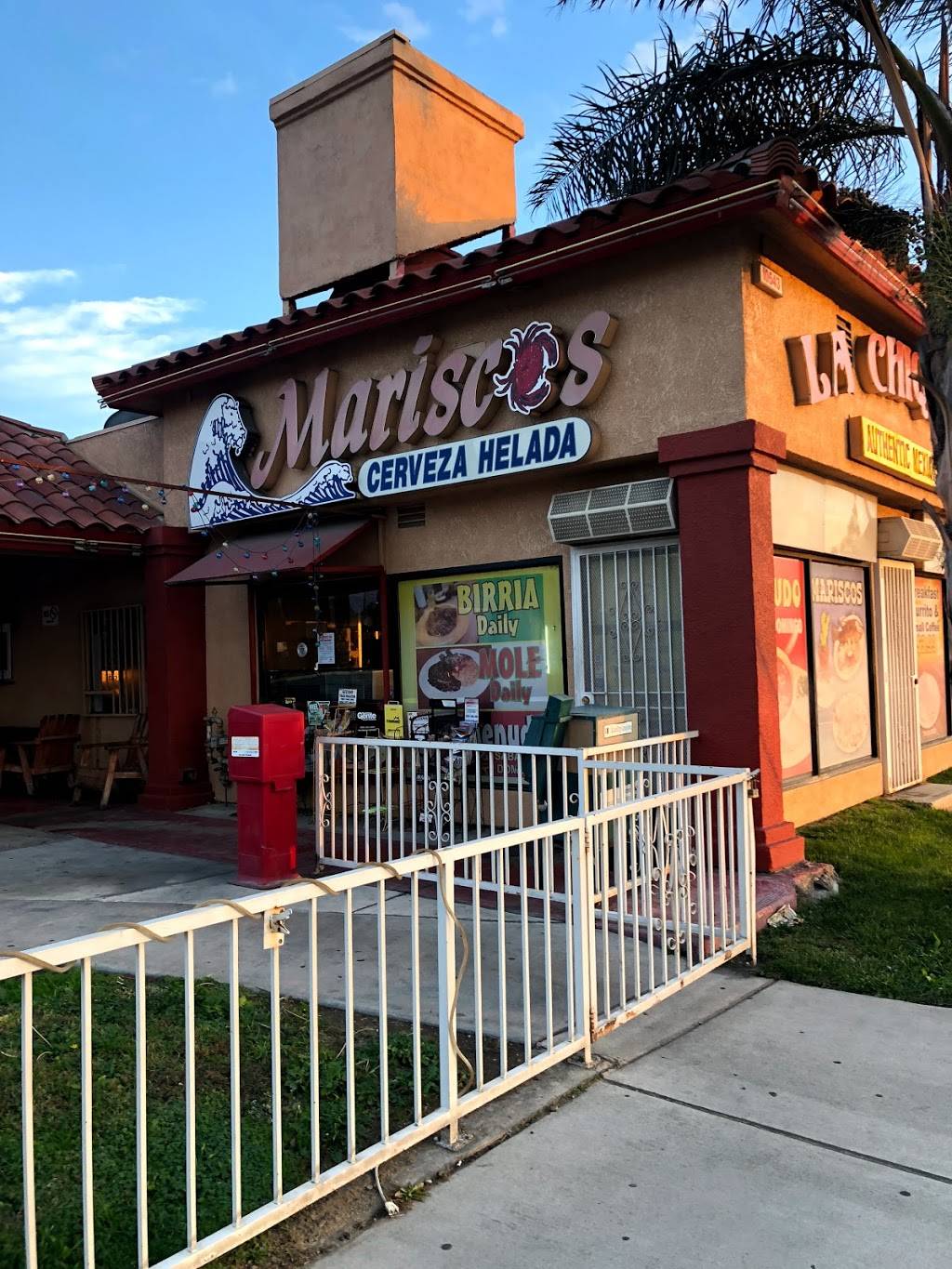 La Chiquita Tacos | restaurant | 10543 Cherry Ave, Fontana, CA 92337, USA | 9094286668 OR +1 909-428-6668