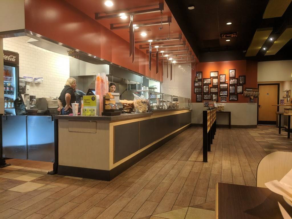 QDOBA Mexican Eats | restaurant | 4923 E Chandler Blvd Ste 300, Phoenix, AZ 85048, USA | 4809613400 OR +1 480-961-3400