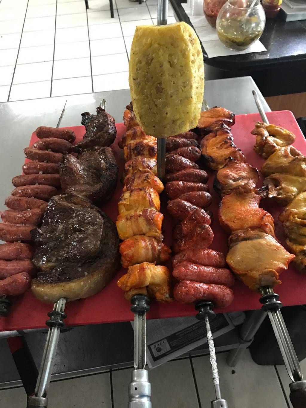 Pioneira Brazilian Steak House | restaurant | 61 Hurd Ave, Bridgeport, CT 06604, USA | 2032123060 OR +1 203-212-3060