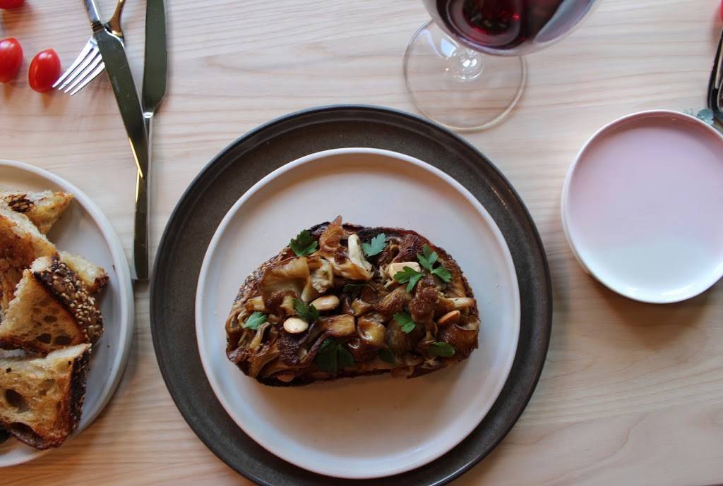 Oakley Wines | restaurant | 4011 Allston St, Cincinnati, OH 45209, USA | 5139145735 OR +1 513-914-5735