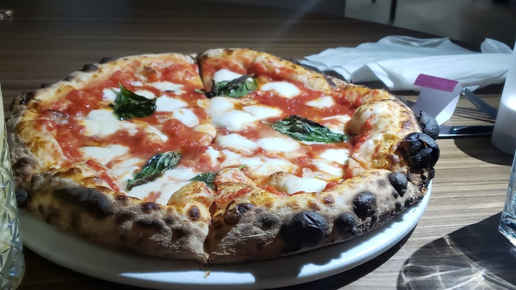 Ampia Rooftop Restaurant | restaurant | 100 Broad Street, 2nd Fl Entrance on Bridge Street b/t Broad St and, Whitehall St, New York, NY 10004, USA | 2124224102 OR +1 212-422-4102