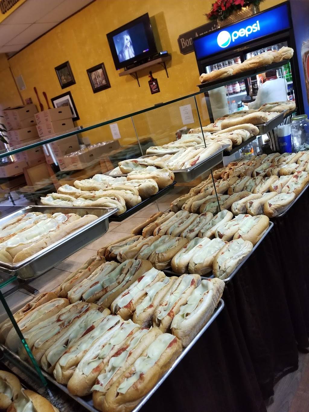 Benvenuto Pizza and Italian Family restaurant | restaurant | 424 Main St, Stroudsburg, PA 18360, USA | 5704212584 OR +1 570-421-2584